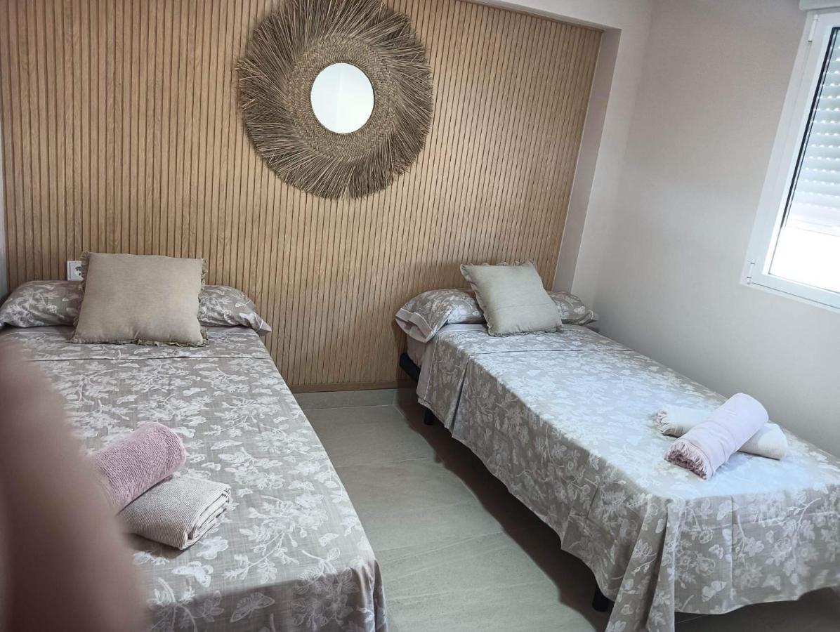 Apartamento Alejandro Gandia Playa Con Vistas Al Mar, Parking! Playa de Gandia Exteriör bild